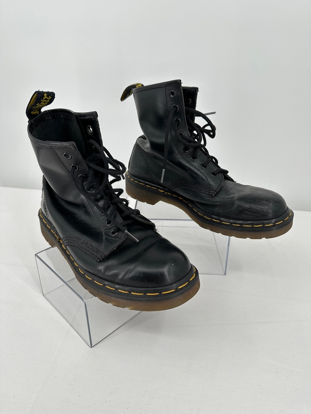 Vintage 1990’s Dr. Martens 1460 Made in England 8-Eye Boots UK 6.5 - Picture 2 of 16